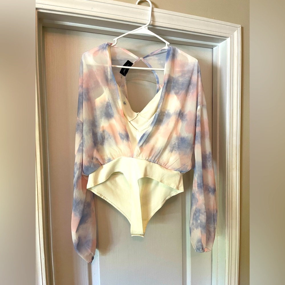 Bodysuit size medium NWT